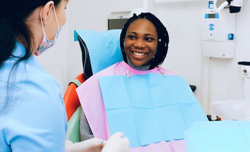 Get a Dental Assistant Job Without Certification or School